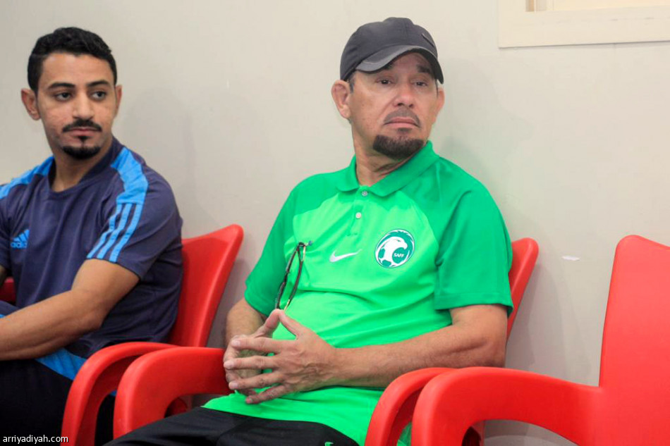 رازوفيتش
يفرض السرية