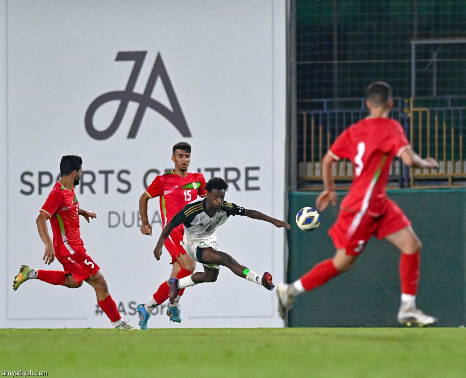 أخضر 17 يودع دبي بالتعادل مع إيران