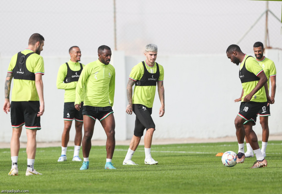 الاتفاق.. لمسة واحدة وكرات ثابتة