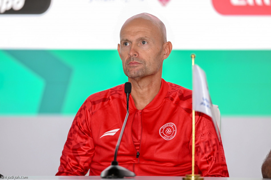 خطاب «فيفا»
يحدد مشاركة كويلار