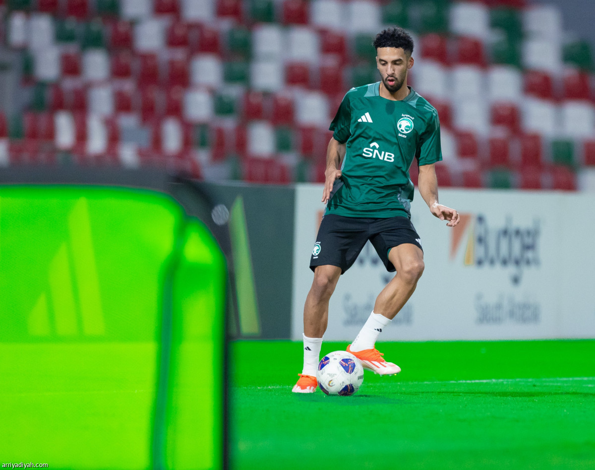 «الأخضر» يتأهب