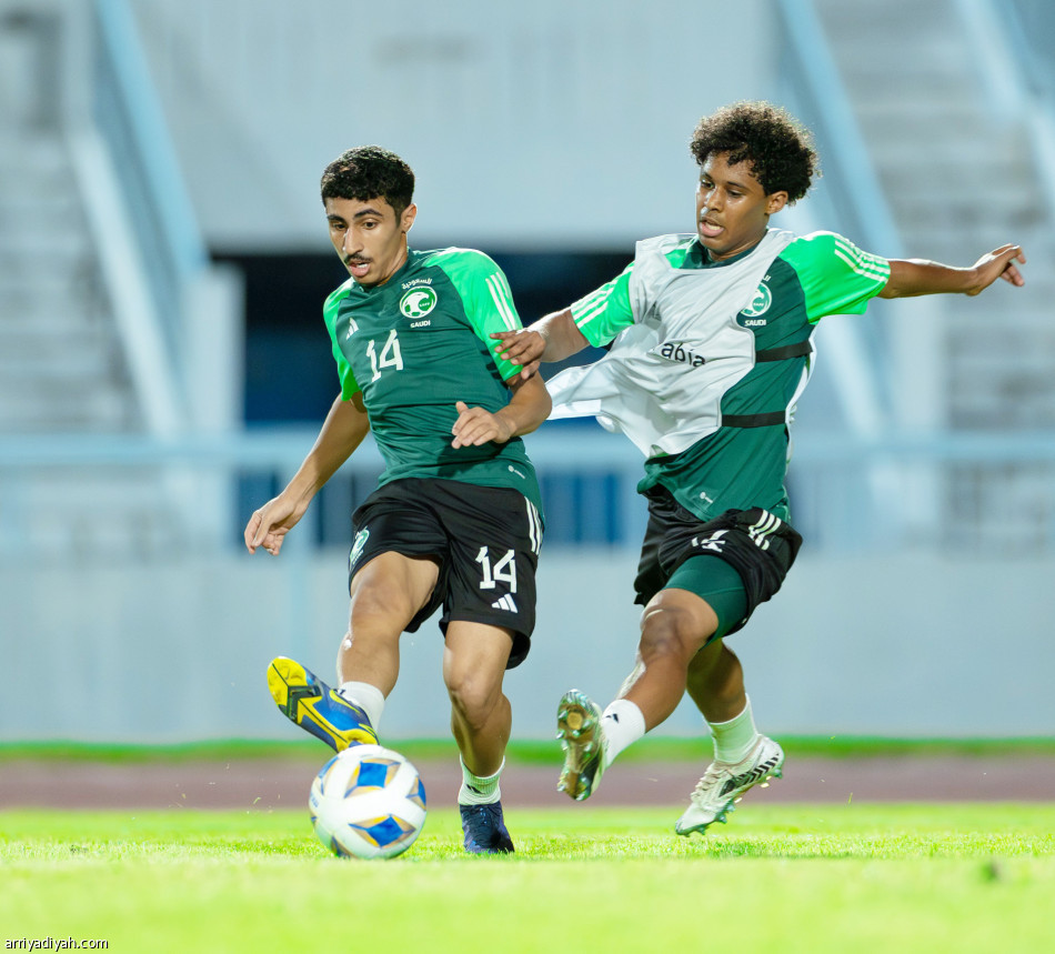 الحربي 
يمنح البدلاء الفرصة