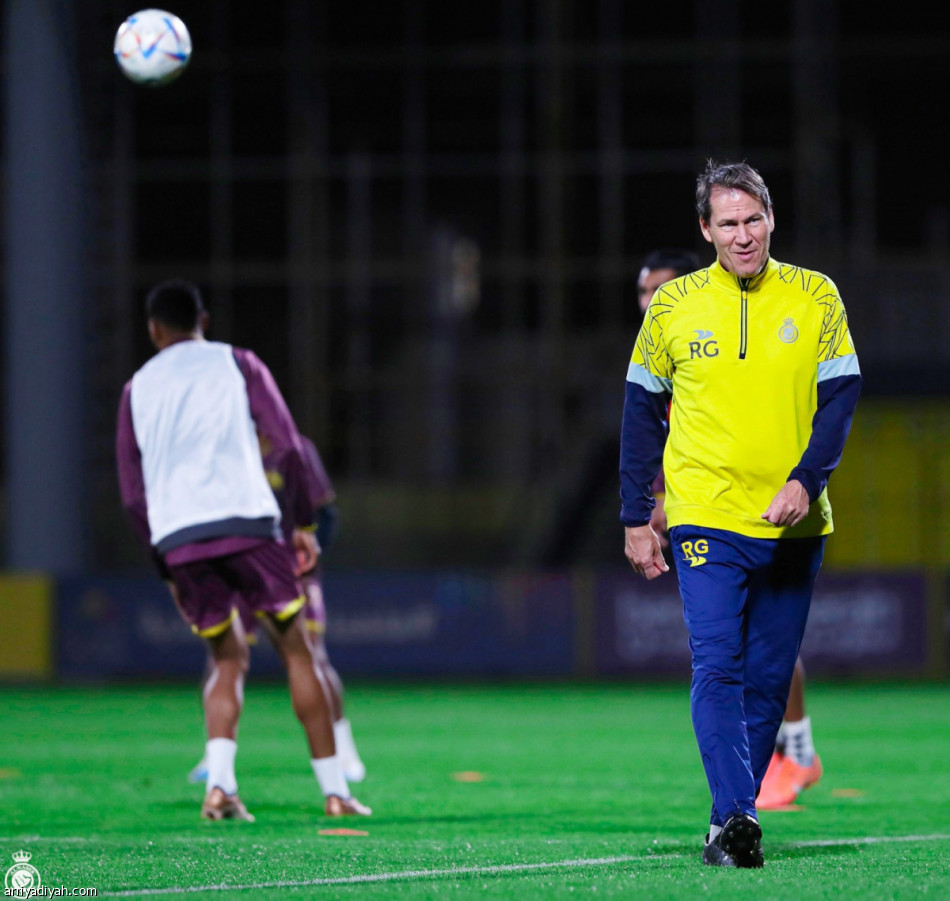 على فترتين.. النصر يتدرب 210 دقائق