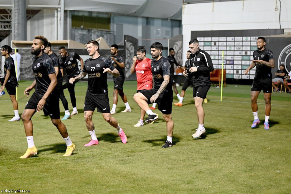 إصابة الصليهم
تبعثر أوراق النصر