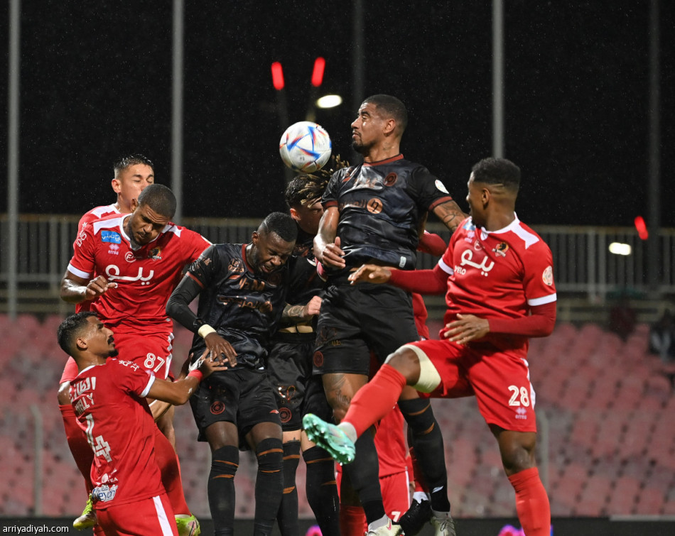 الوحدة يقلبها على الشباب في 11 دقيقة