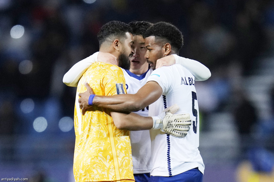 في ملعب طنجة..
الهلال يحتفل ساعتين