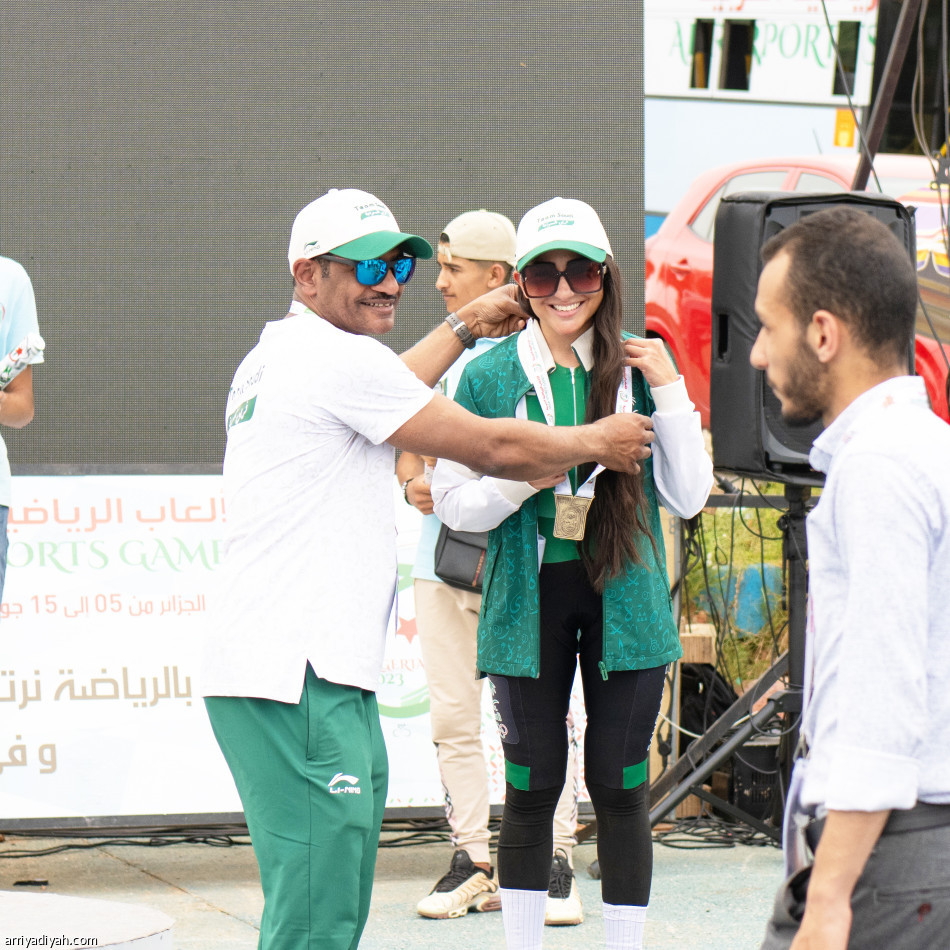 آل سليم..
ذهبيتان نتر وخطف