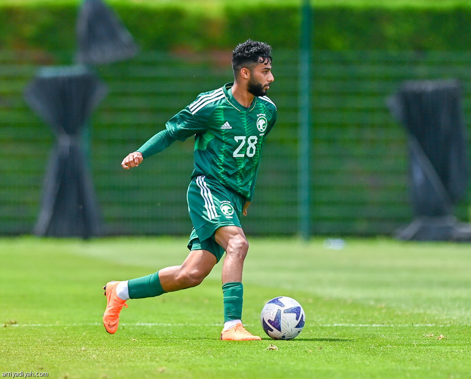 أخضر 23 يخسر أمام فنزويلا في «تولون»