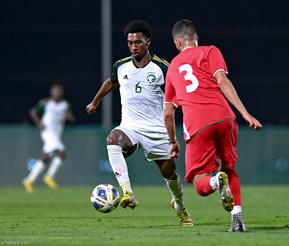 أخضر 17 يودع دبي بالتعادل مع إيران