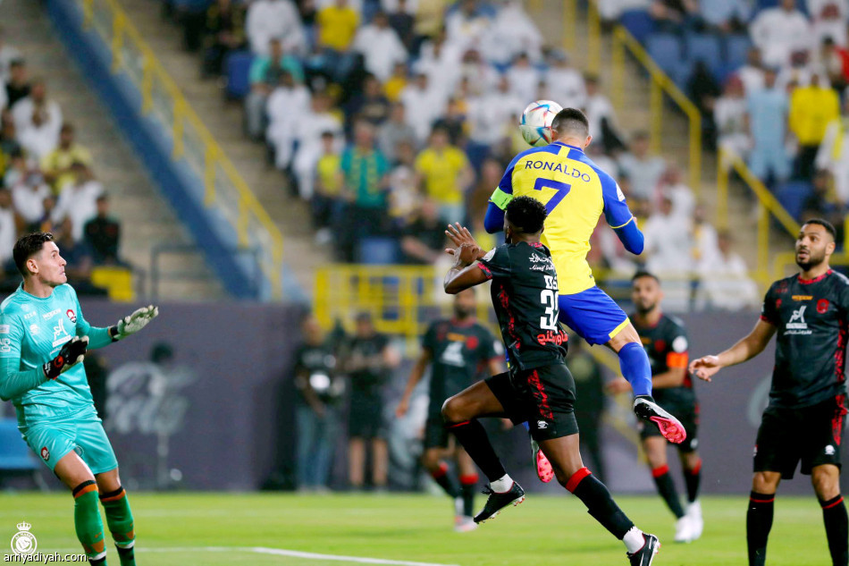 بالرباعية الثامنة..
النصر يدك الرائد