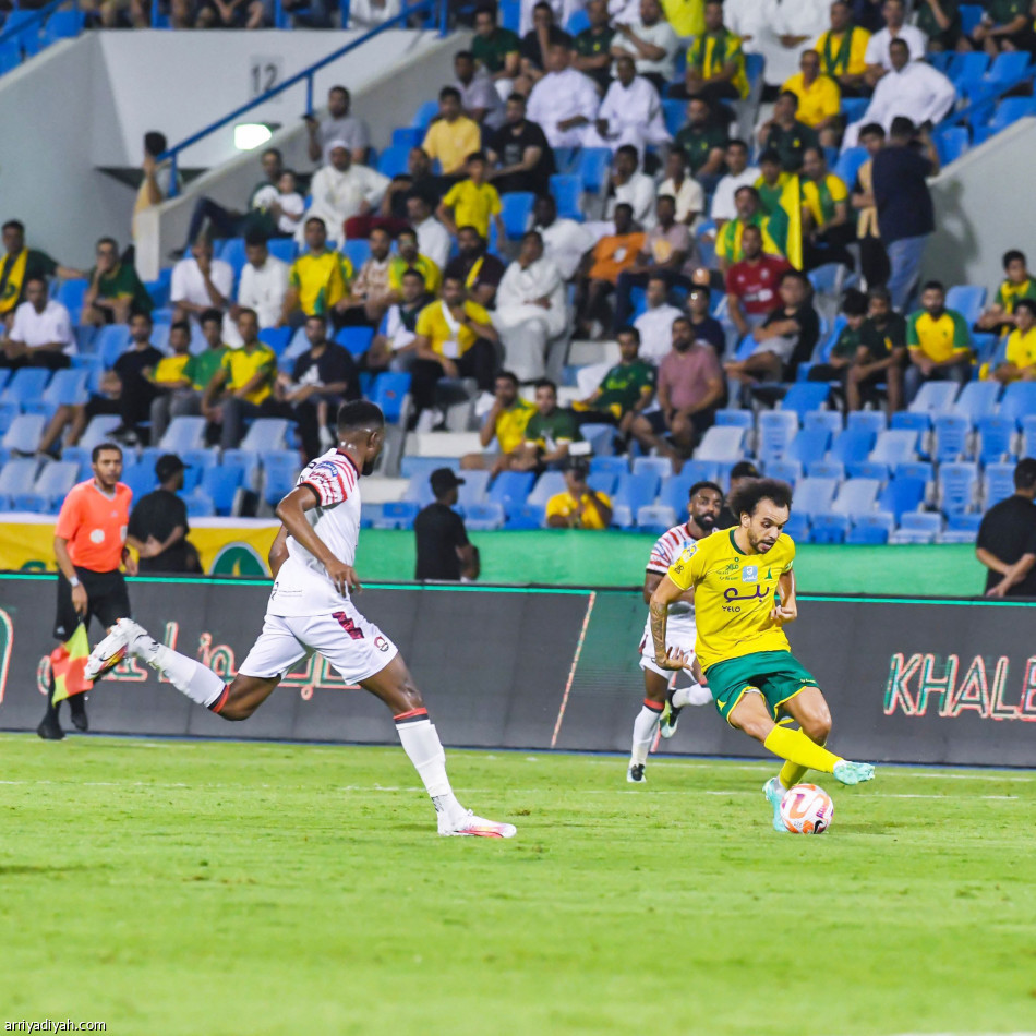 الخليج والرائد 
يكرران سيناريو بريدة