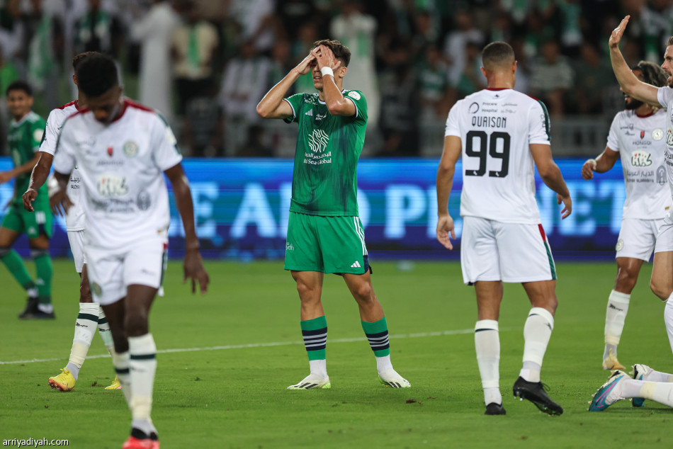 قبل الديربي.. الأهلي يتعثر أمام الاتفاق