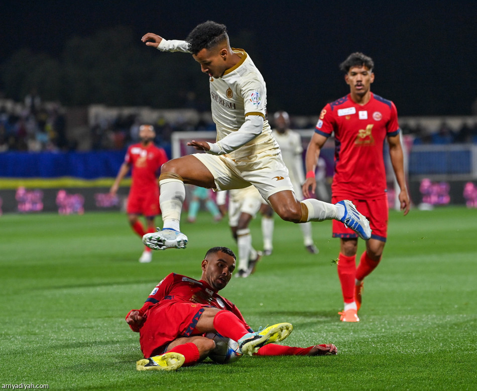بـ«هاتريك» رونالدو.. النصر يقبض على الصدارة