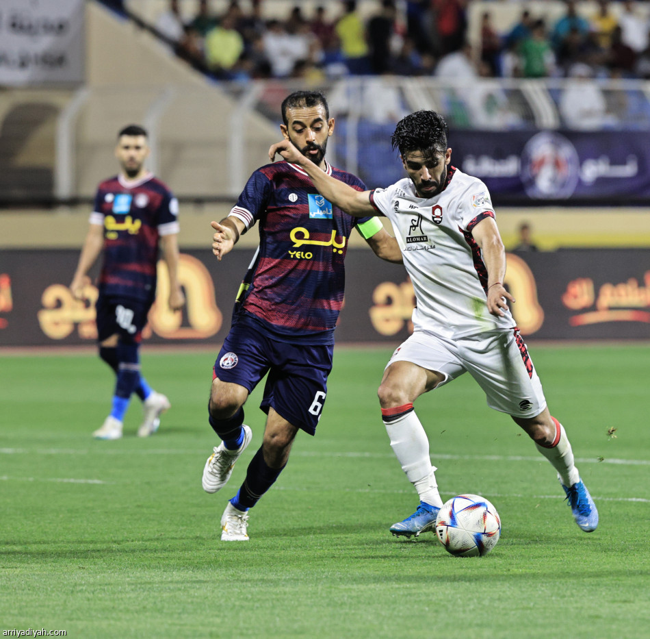 الرائد يعوض بنقاط العدالة