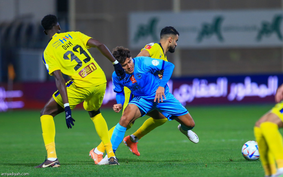 التعاون يخطف نقاط الباطن في الرمق الأخير