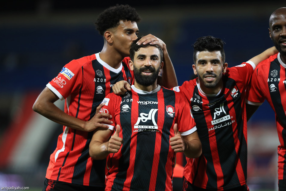 الرائد يقسو على ضمك بخماسية فوزير والبركاوي