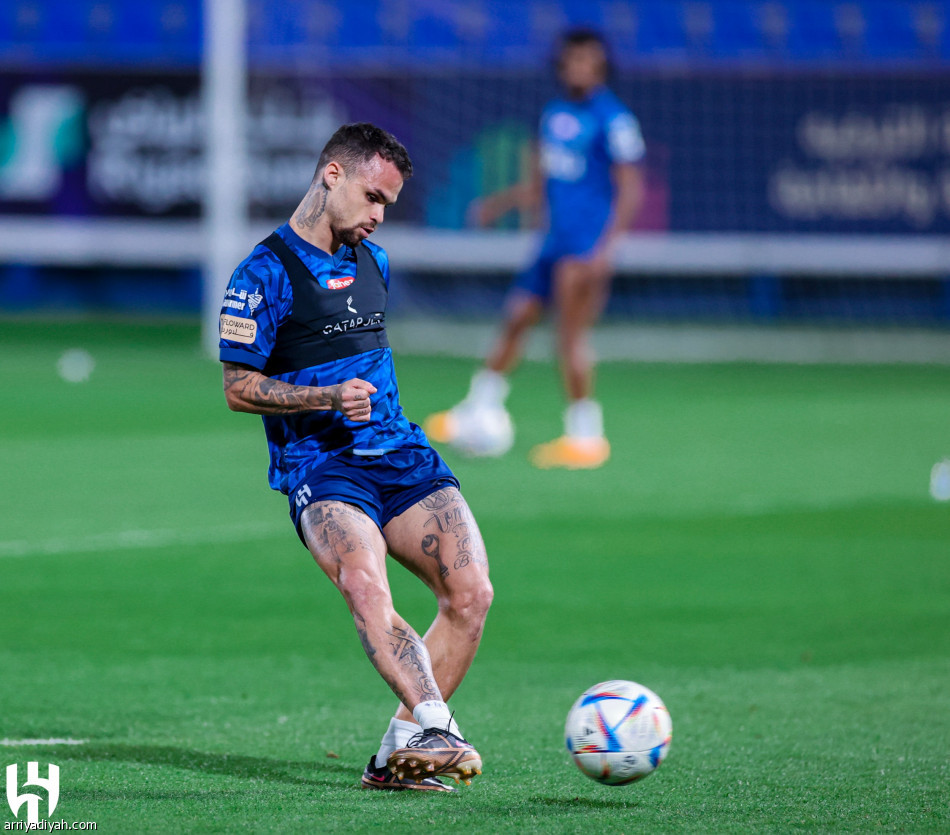 الهلال.. دياز يطبق تكتيك النهائي