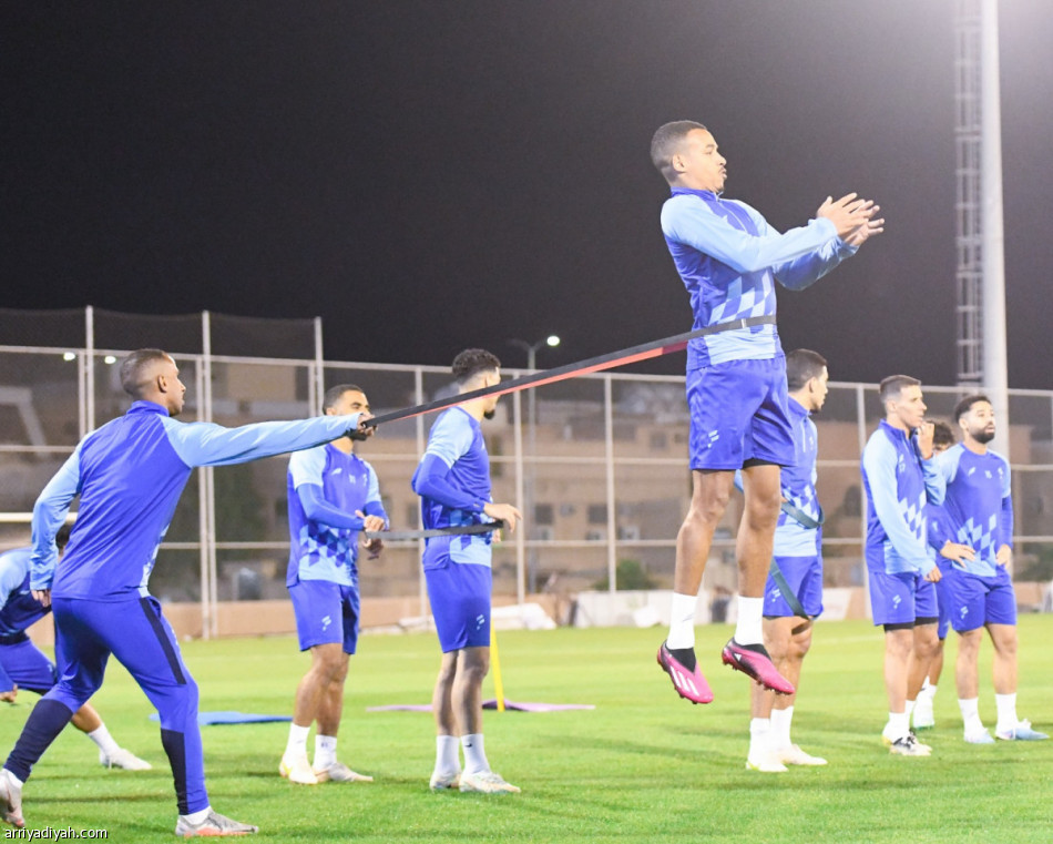 الفتح يستعيد فيليز والدوليين