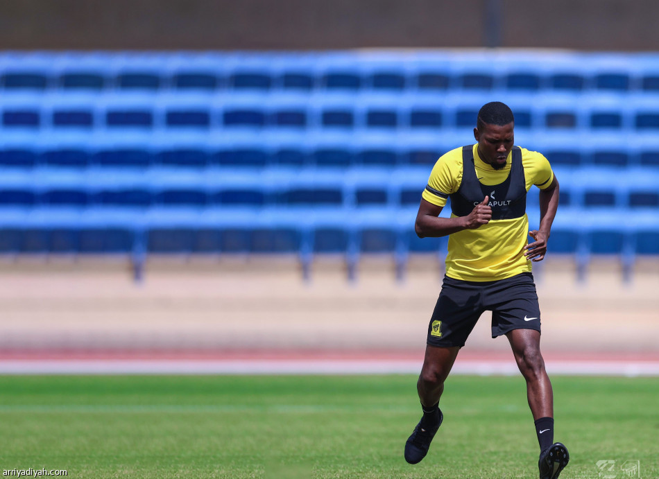 مسعود وفرحان
يدعمان الدفاع