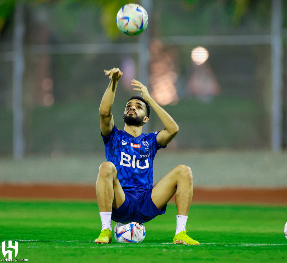 الهلال يختتم تحضيرات مواجهة الوحدة