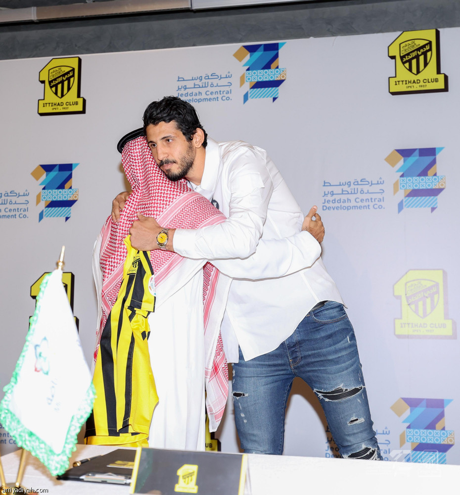 الاتحاد يحتفظ بحجازي حتى 2026