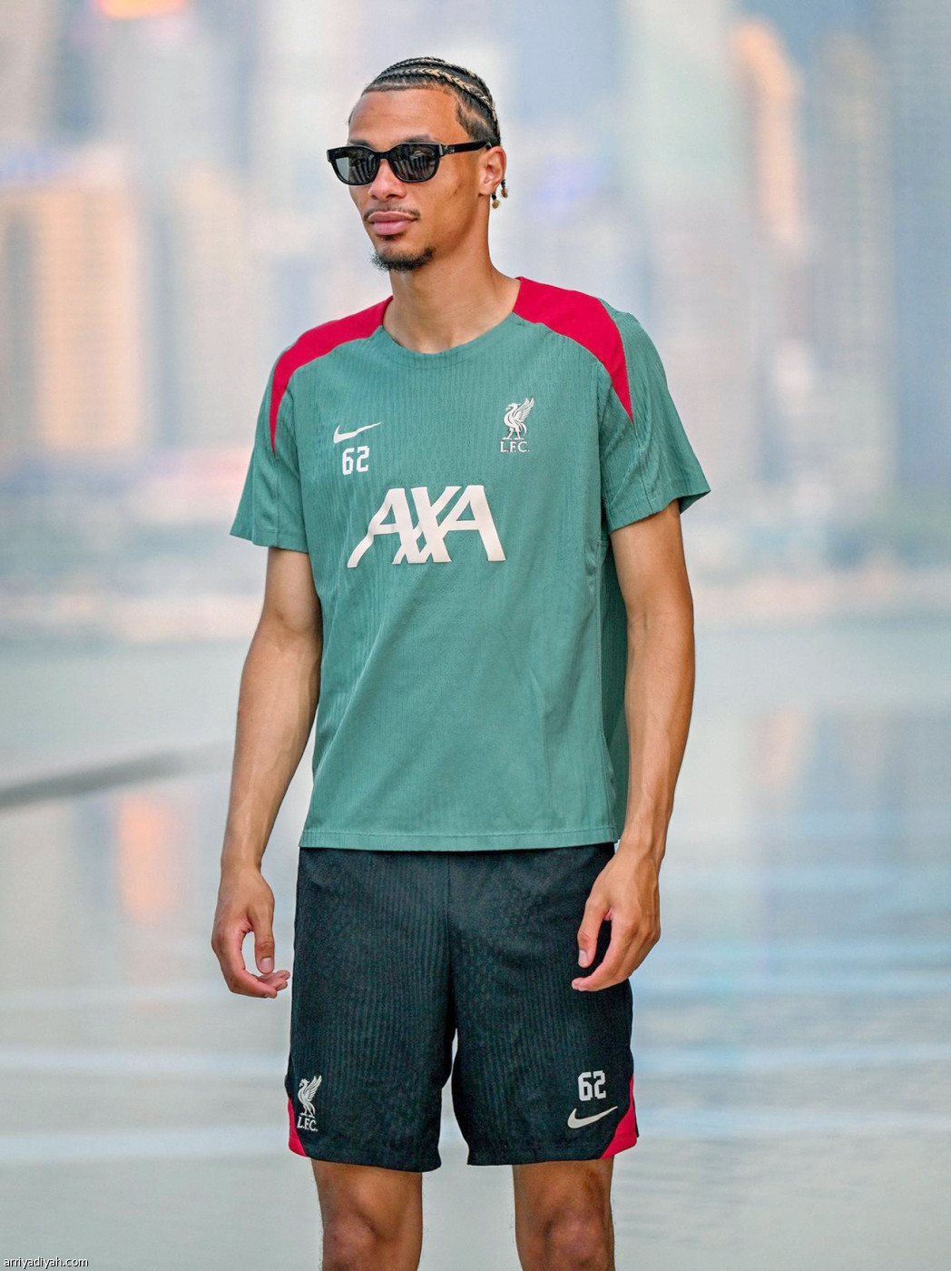 إيكيتيكي.. الظهور الأول