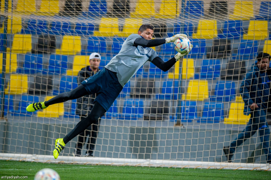 التعاون يعتمد الجمل الفنية قبل النصر