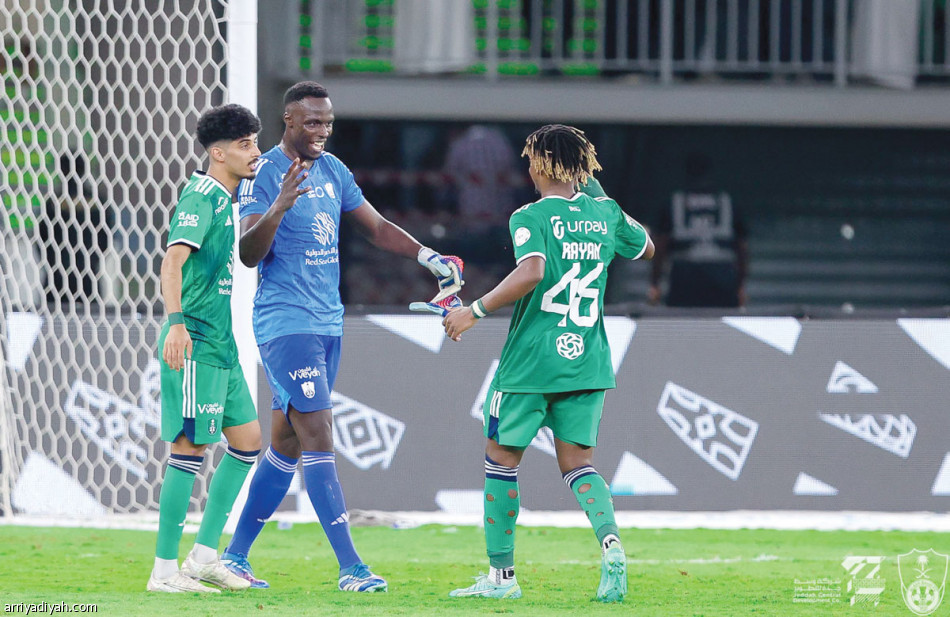 سابقة أهلاوية..
انتصاران على الخليج