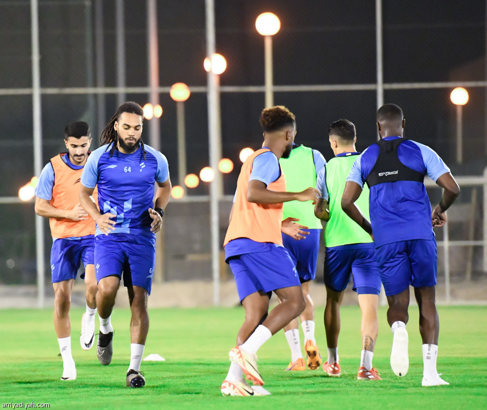 المقرن يلتحق بتدريبات الفتح