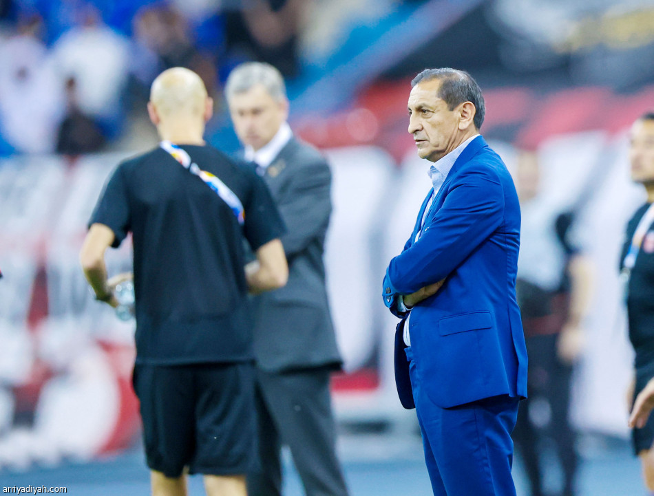 تقاليد الأبطال
تهدد حظوظ الهلال