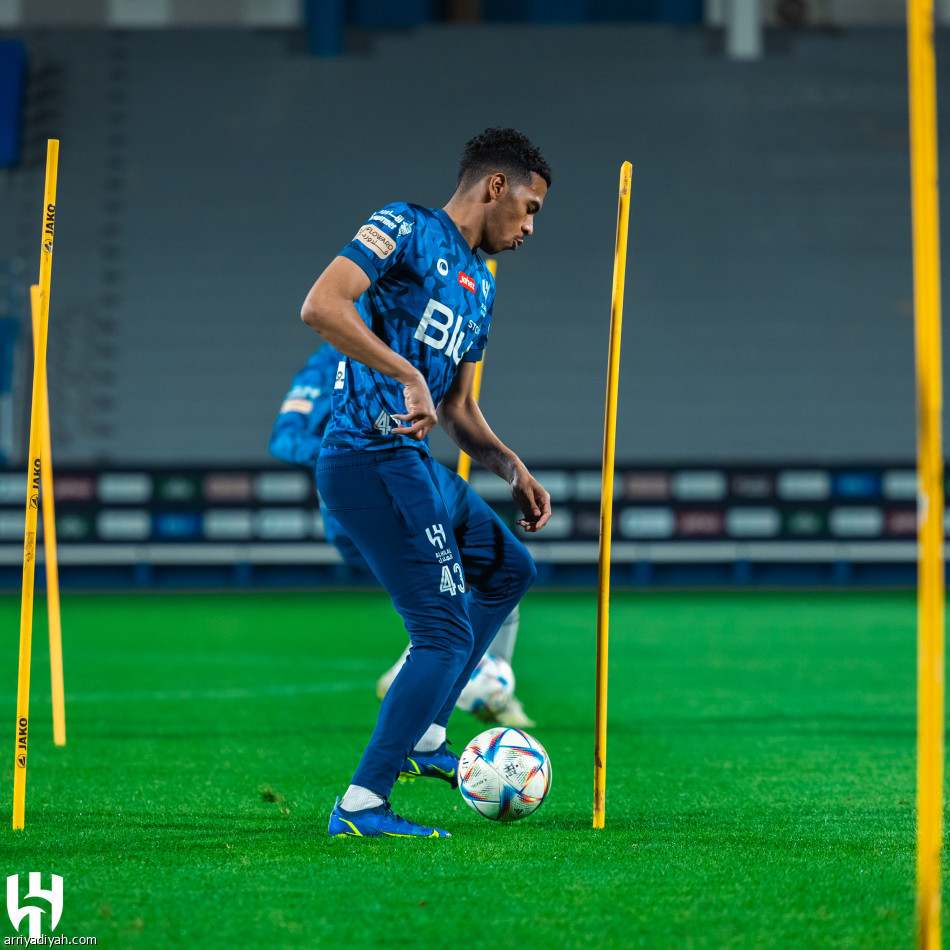 سالم يدخل حسابات الهلال أمام الاتفاق