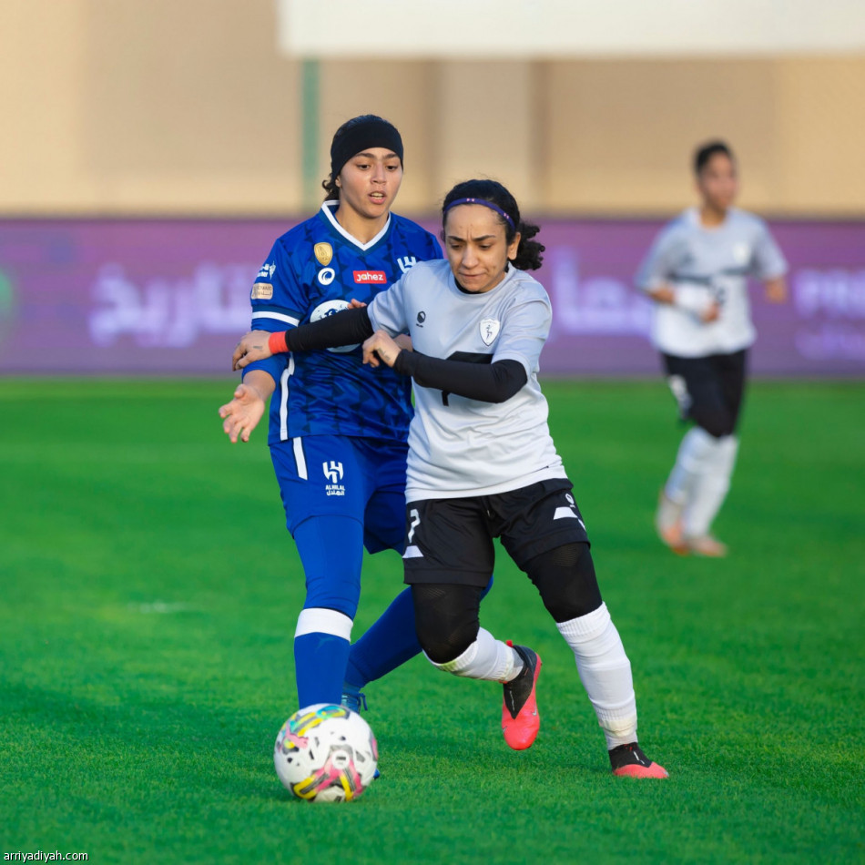 ممتاز السيدات.. فارق النقطة يجدد صراع النصر والهلال