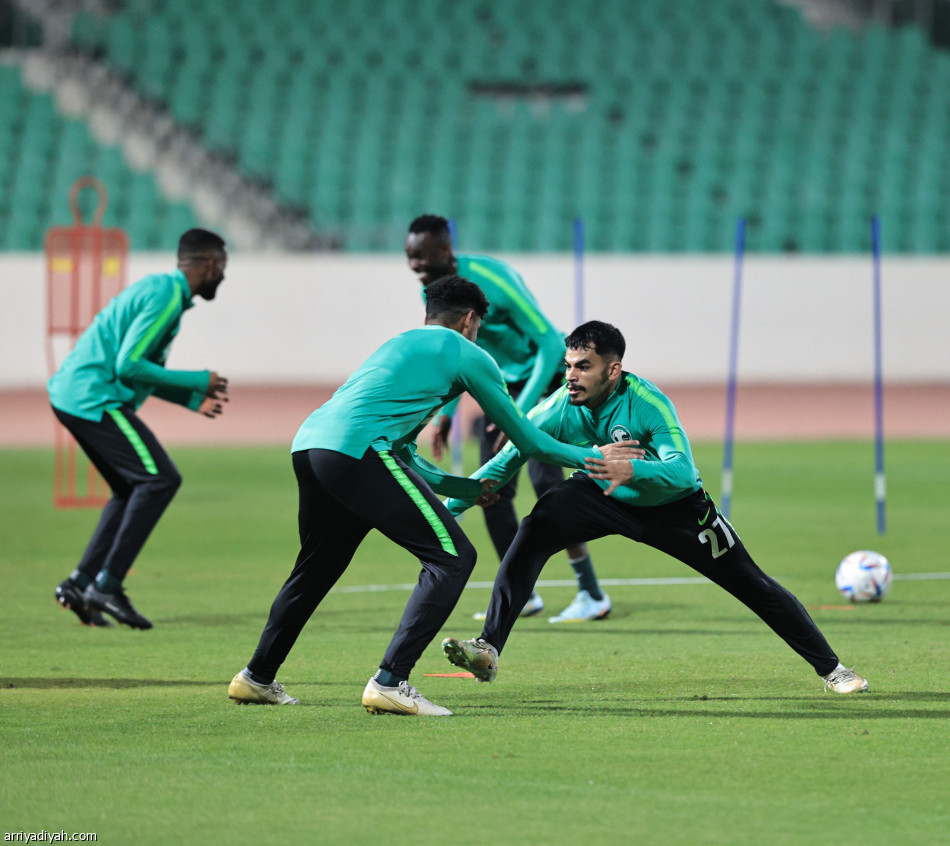 الأخضر ينهي تحضيراته لمواجهة العراق