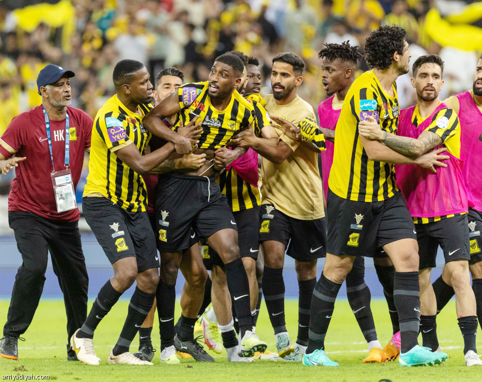 سانتو
يكرر رقم بورتو