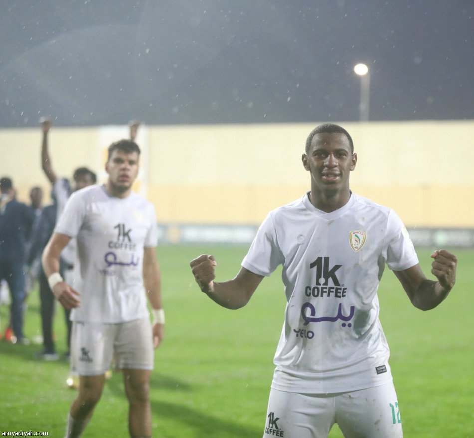 نجران يواصل الهروب بنقاط الخلود