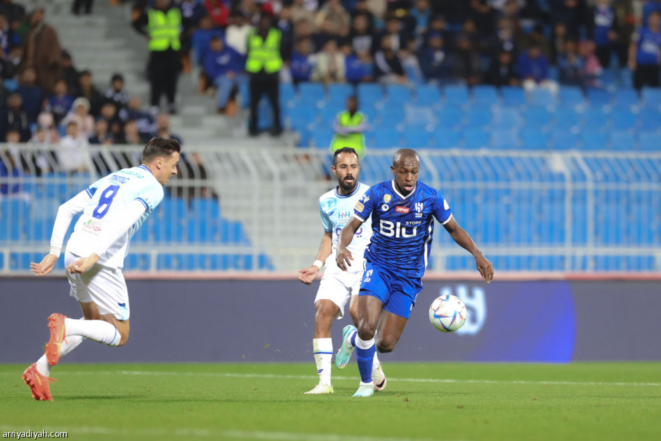 الهلال يعتلي صدارة دوري روشن