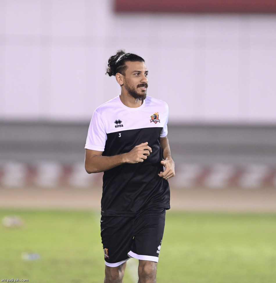 سييرا يجهز الوحدة للطائي بسلاح التسديد