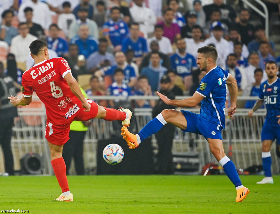 تسعة أعوام 
عادة الهلال لا تنقطع