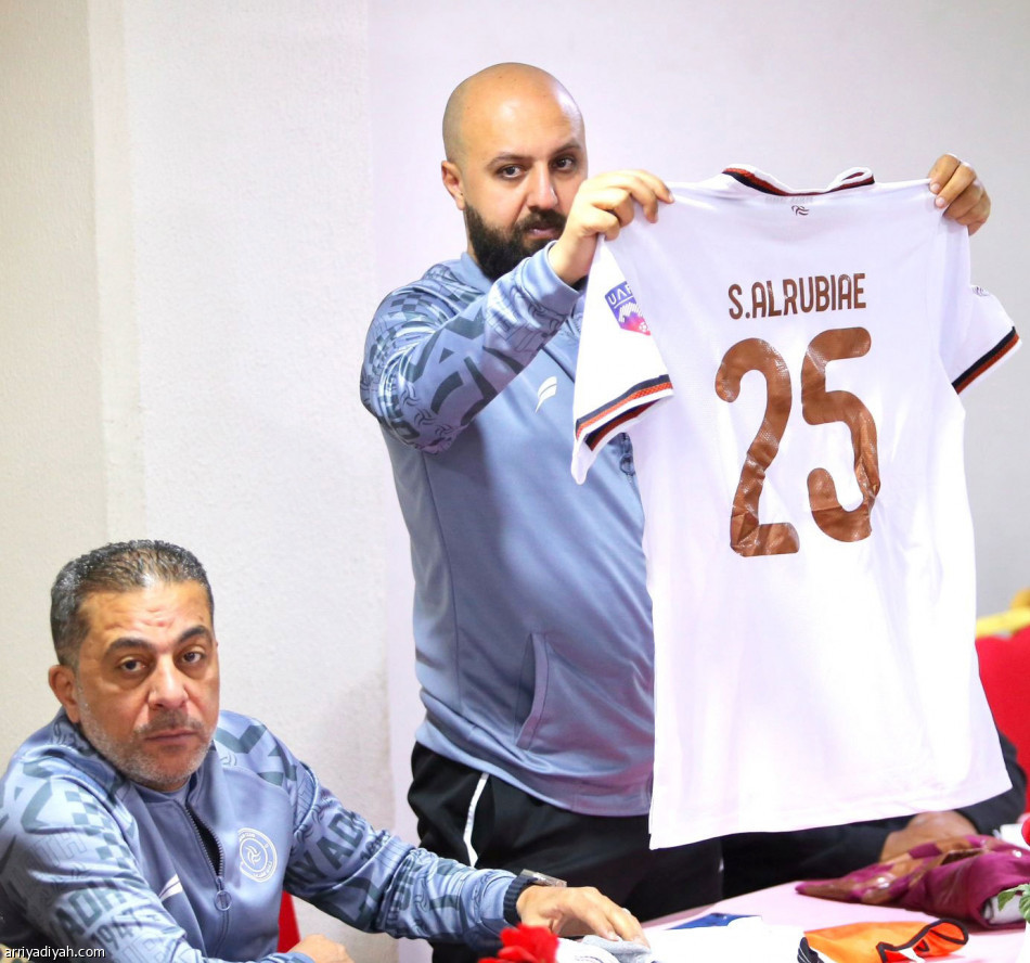 6 أجانب 
في تشكيلة الشباب