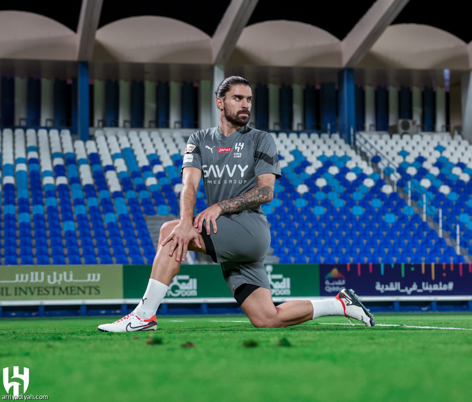 الهلال يعود.. ويفتح ملف الأهلي