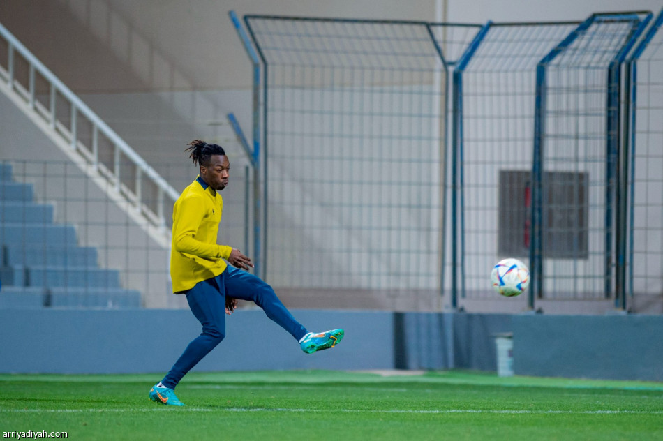 التعاون يعتمد الجمل الفنية قبل النصر