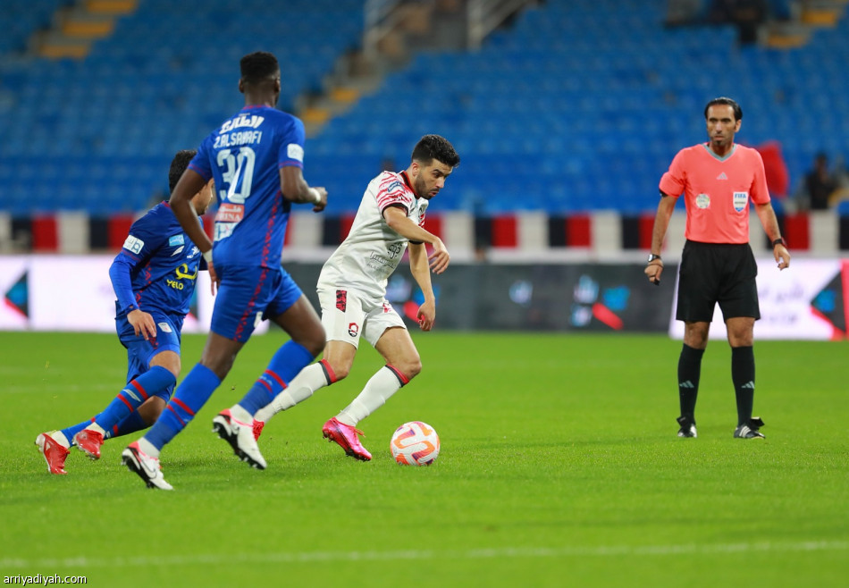 «قاتل» يمنح الرائد نقاط أبها