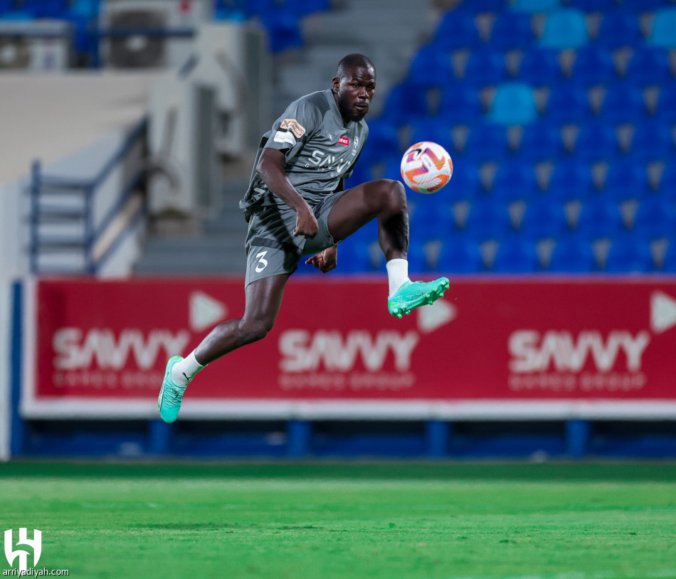 الهلال يعود.. ويفتح ملف الأهلي