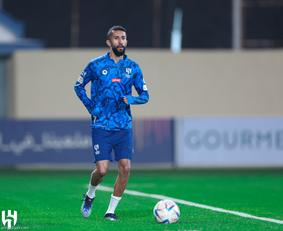 الهلال يفقد إيجالو أمام الرائد والعدالة