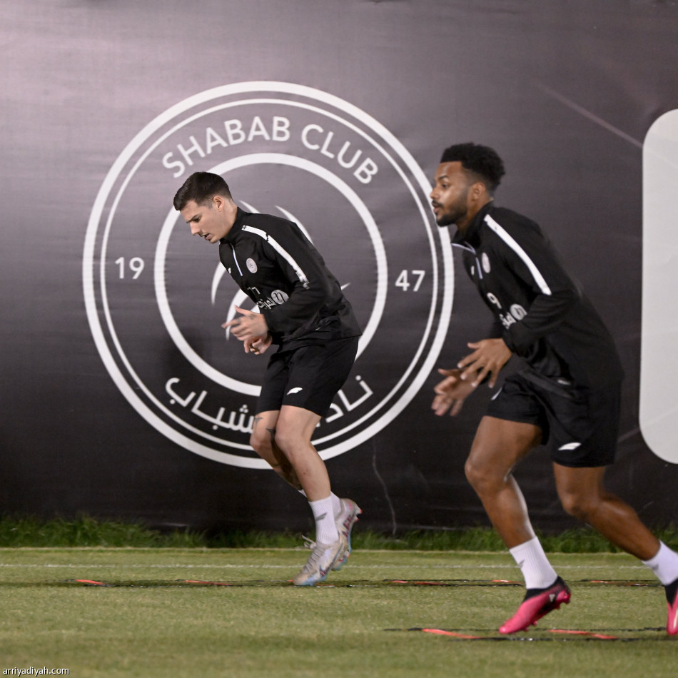 الشباب.. جونيور يواصل الإنفرادي