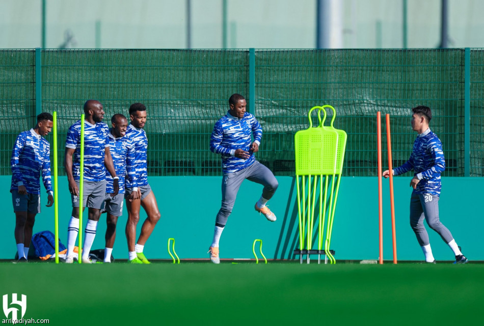 إنفلونزا تبعد كاريلو عن مران الهلال