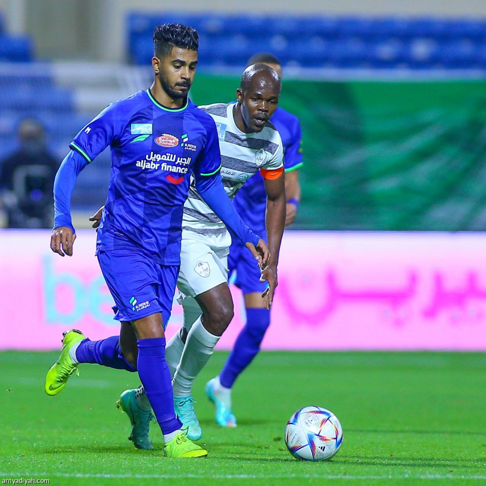 «الترجيحية» تصعد بالفتح إلى مواجهة الهلال