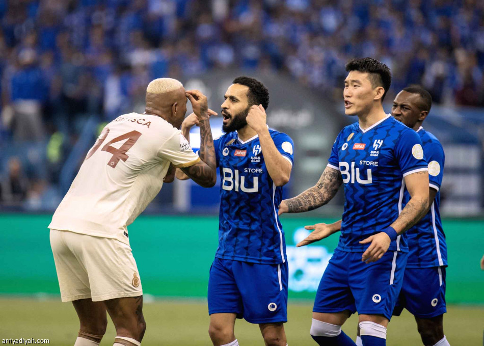 مفاجأة هلالية
ليلة ديربي الرياض