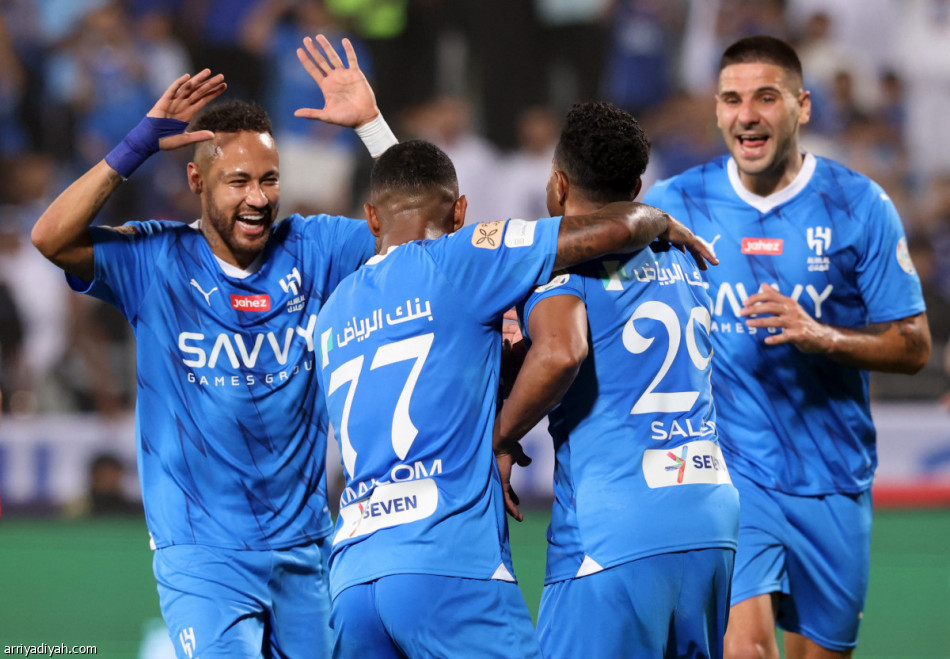 الهلال يمزق شباك الرياض في ليلة مشاركة نيمار