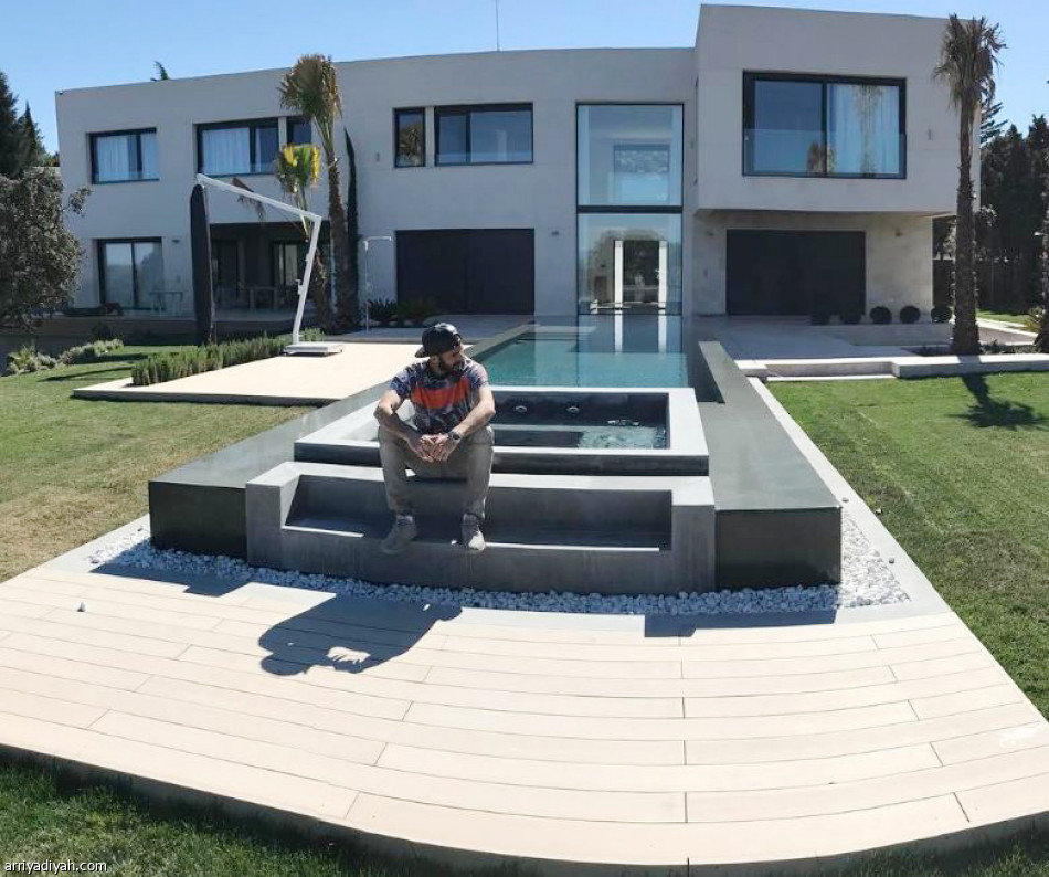 55 مليون دولار
راتب بنزيمة سنويّا